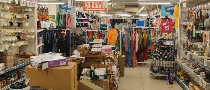 the best d mart in gandhidham