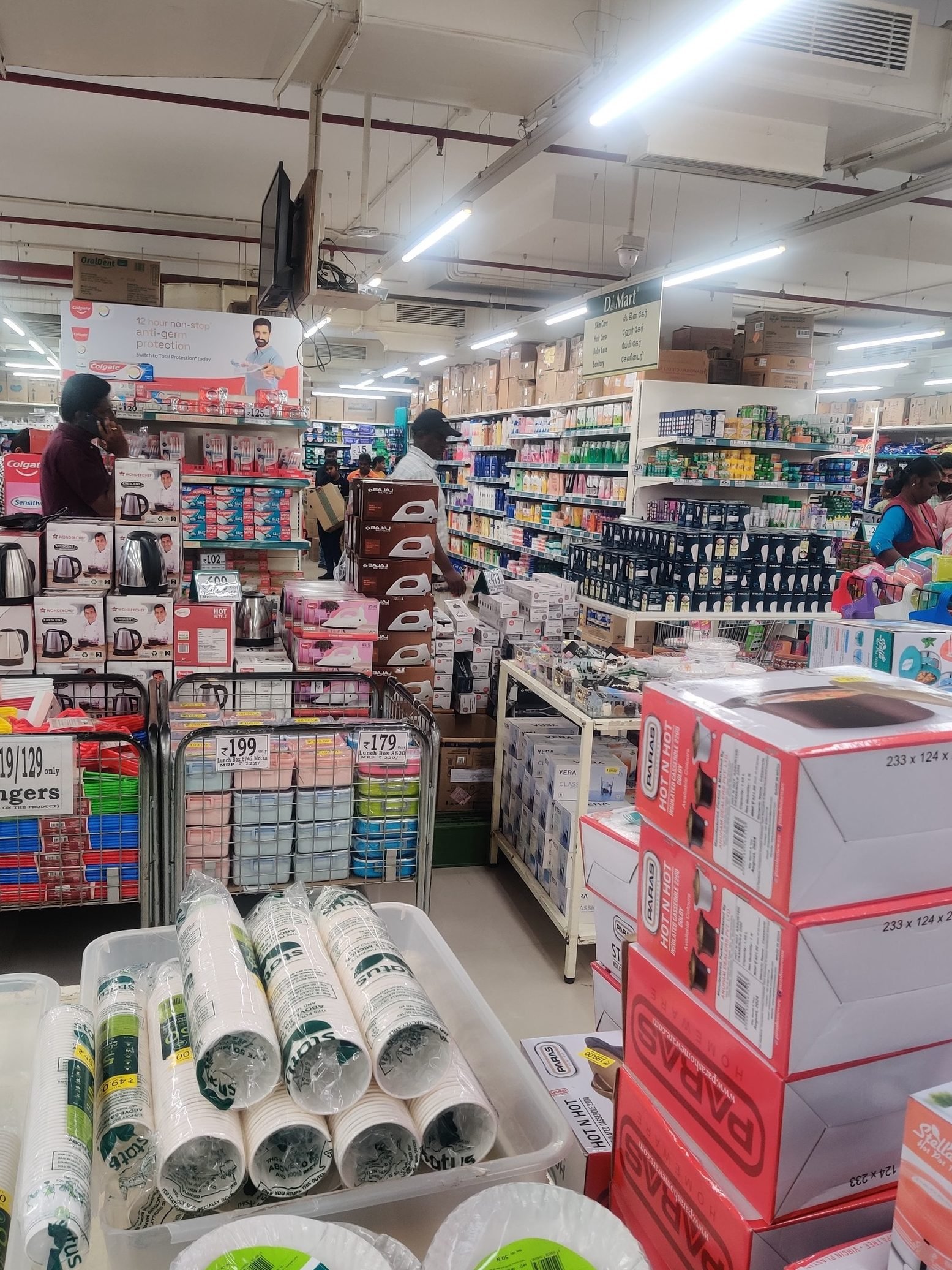 the best d mart in kayamkulam